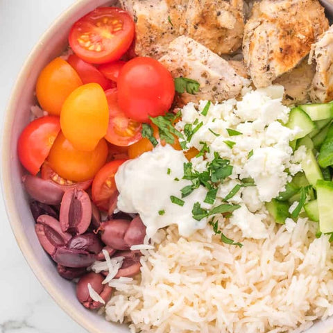 Bol au poulet à la grecque